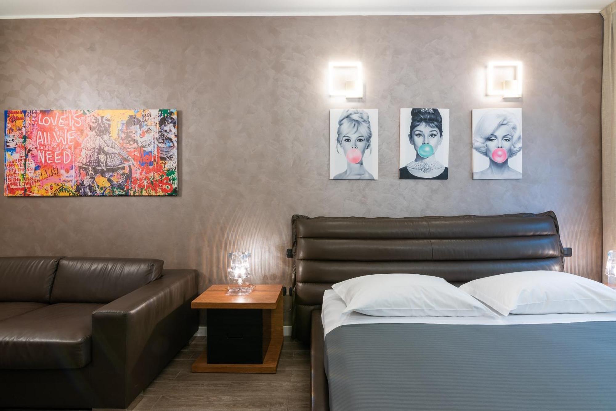 Double L Luxury Suite Милан Экстерьер фото